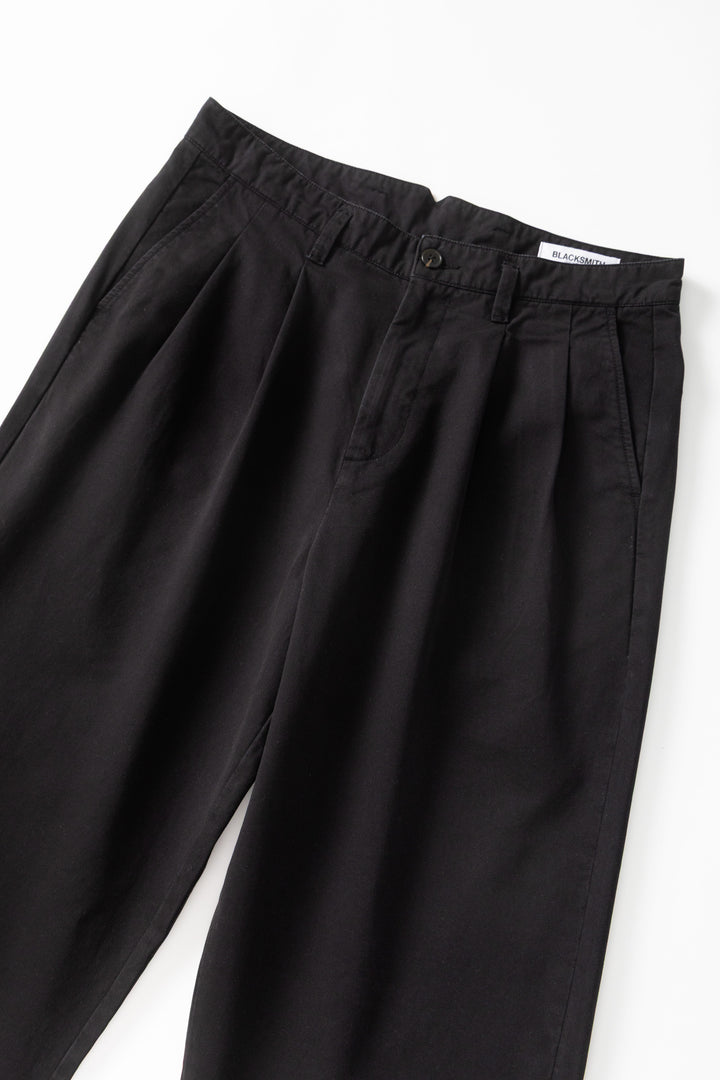 Blacksmith - Big Ivy Chino - Black