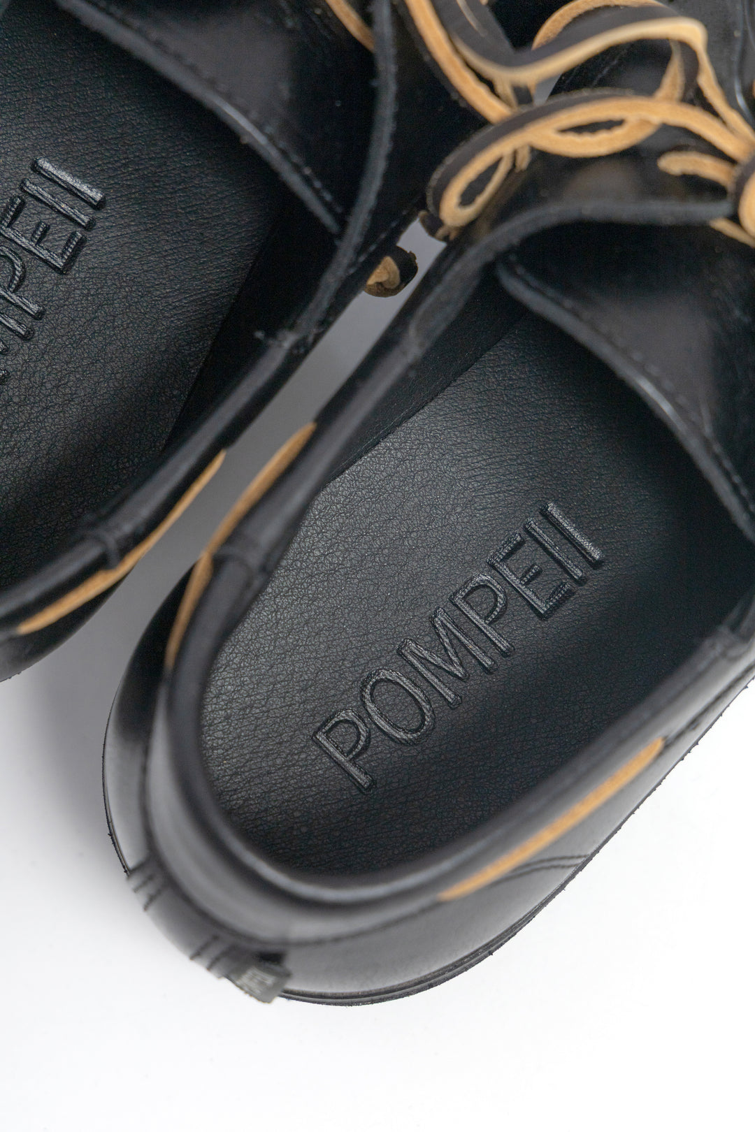 Pompeii - Bristol Boat Shoe - Black