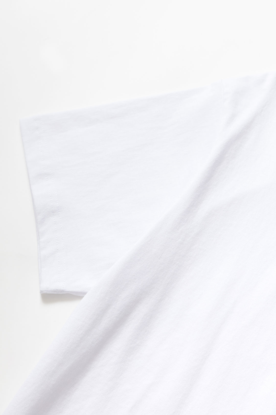 Larriet - Lasso Pocket Tee - White