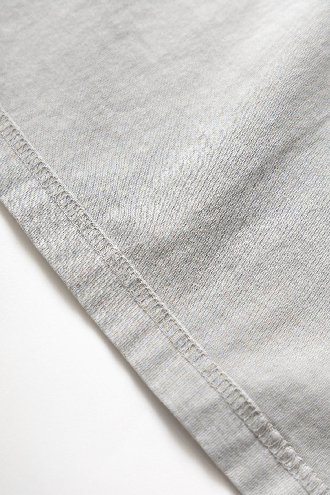 Larriet - Blind Tee - Grey