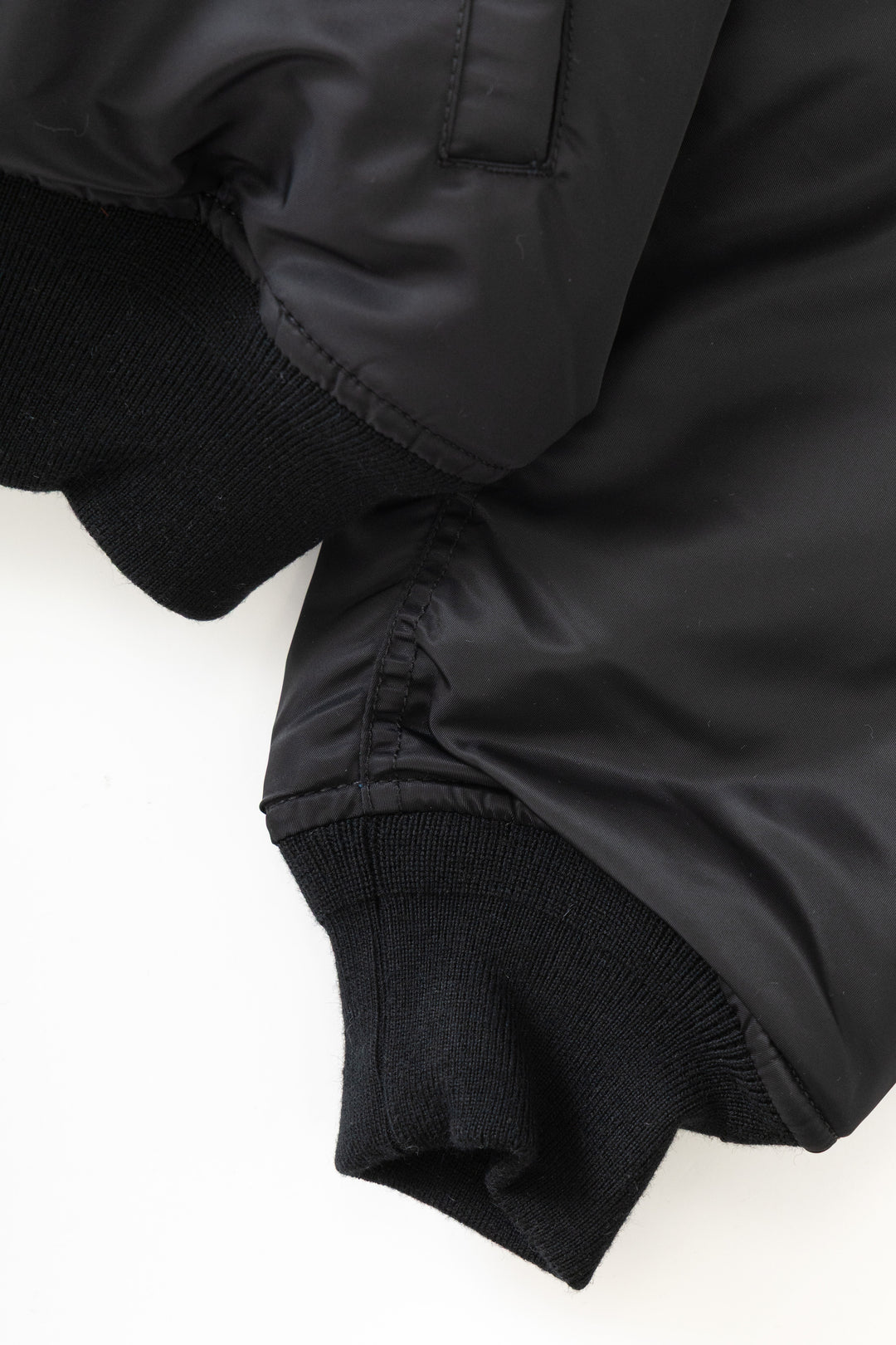 Schott N.Y.C - 90's Nylon Bomber Jacket - Black