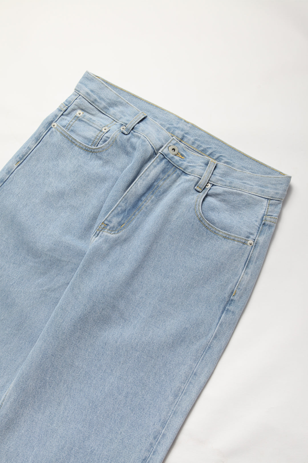 TRS - Washed Jeans - Light Blue