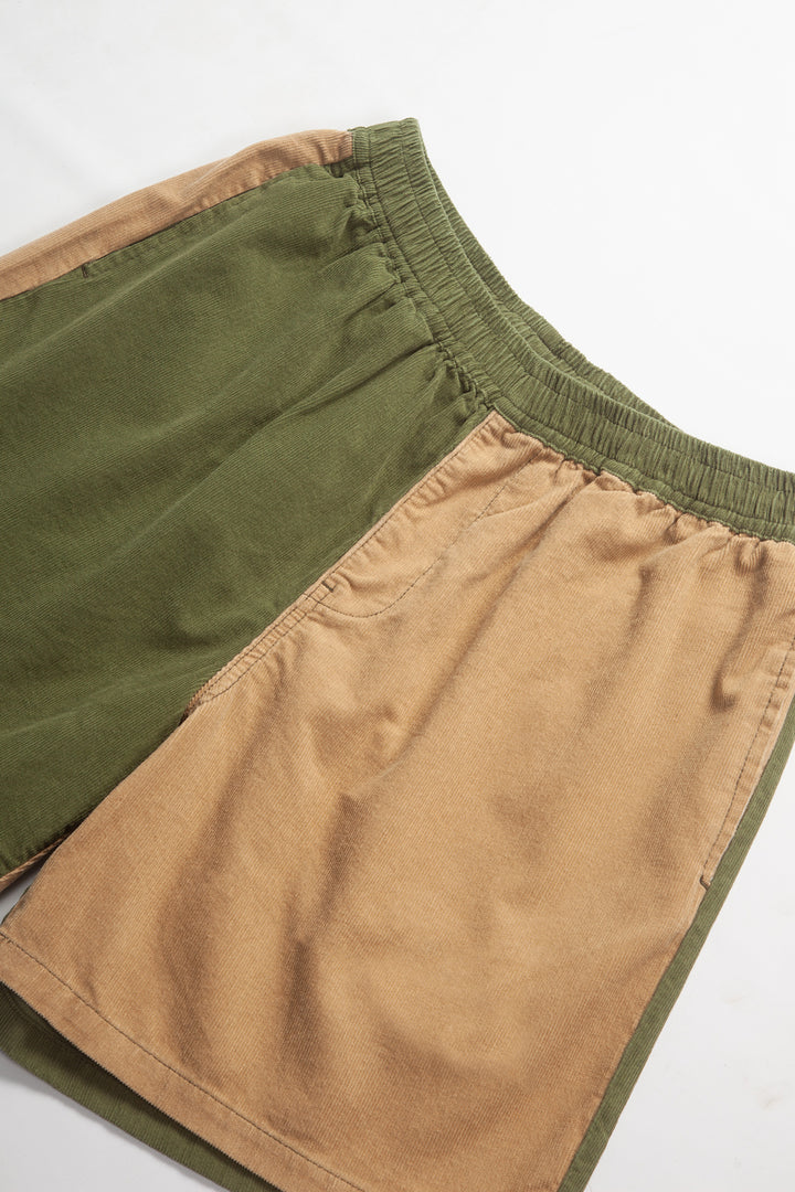 Blacksmith - Corduroy Easy Shorts - Olive/Tan